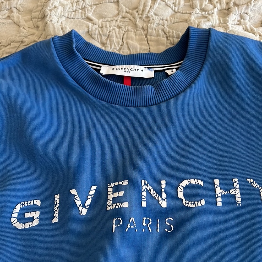 Givenchy Kids - Picture 3 of 4